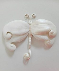 Dettagli di Stile: libellula in pelle