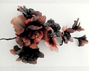 Dettaglio tralcio vintage in seta per Gianmarco Funari 2024