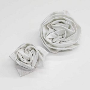 Fiori sartoriali in cady laminato accessorio sposa