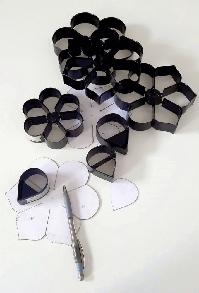 Fustelle disegno taglio petali