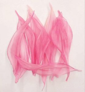 Petali artigianali di giglio in seta pura dipinti a mano